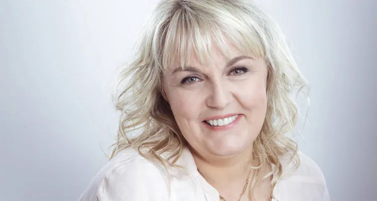 Téva : Valérie Damidot propulsée à l’antenne entre 17 heures et 3 heures du matin ! Téva : Valérie Damidot propulsée à l’antenne entre 17 heures et 3 heures du matin !