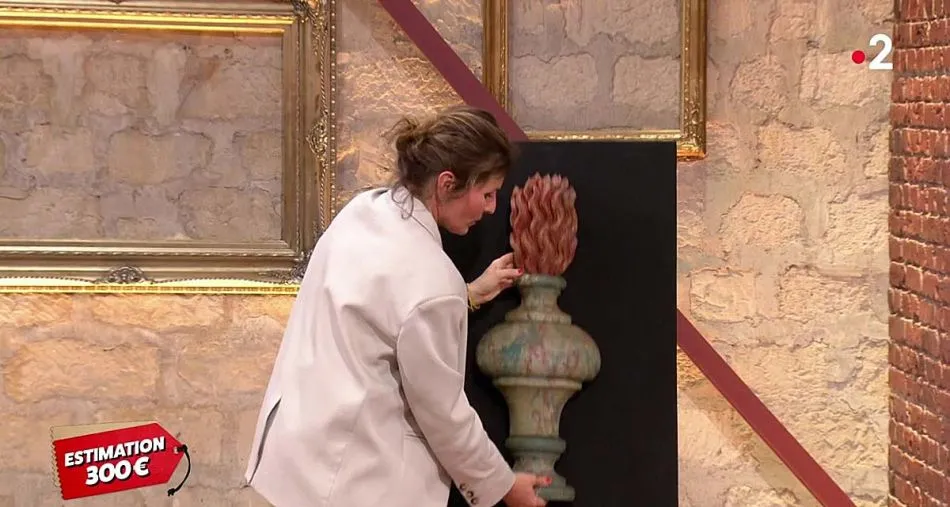 Affaire conclue : un objet cassé par Marie du Sordet ? Sophie Davant s’en prend à la production sur France 2 Affaire conclue : un objet cassé par Marie du Sordet ? Sophie Davant s’en prend à la production sur France 2