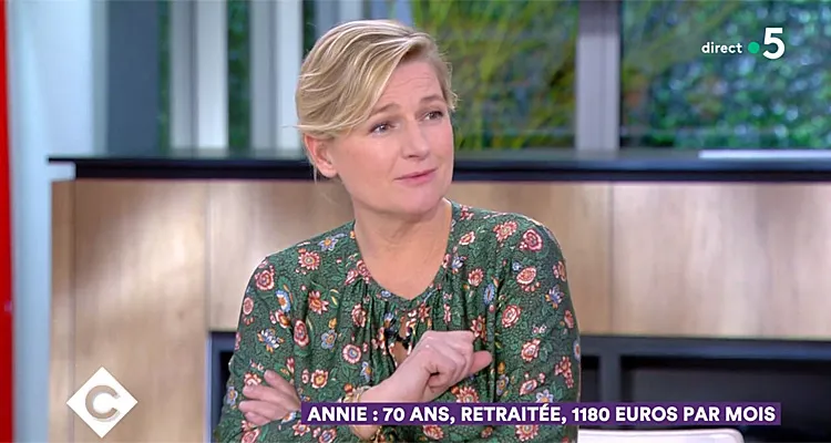 C à vous : Anne-Elisabeth Lemoine récompensée après des audiences flamboyantes C à vous : Anne-Elisabeth Lemoine récompensée après des audiences flamboyantes
