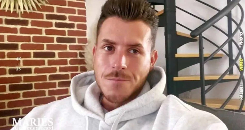 Mariés au premier regard : Laura et Anthony refusent de se séparer, le choix radical des experts sur M6 Mariés au premier regard : Laura et Anthony refusent de se séparer, le choix radical des experts sur M6