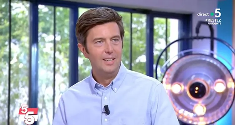 C à vous : Maxime Switek quitte Anne-Elisabeth Lemoine pour BFMTV C à vous : Maxime Switek quitte Anne-Elisabeth Lemoine pour BFMTV