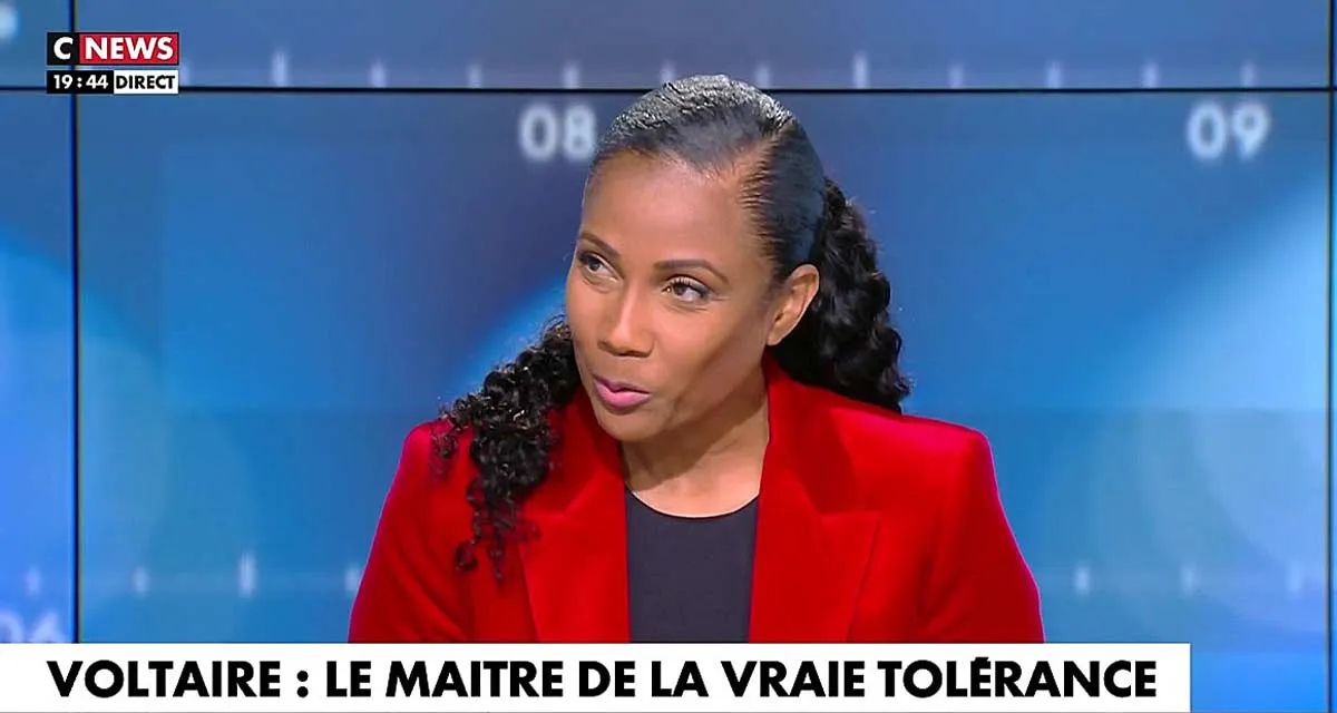 Face à l’info : Christine Kelly désemparée, le départ d’un chroniqueur avant un record sur CNews Face à l’info : Christine Kelly désemparée, le départ d’un chroniqueur avant un record sur CNews