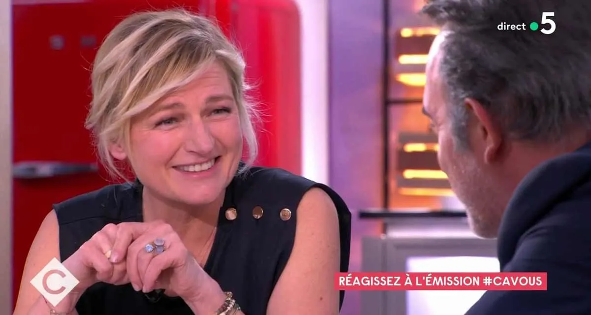 C à vous : Anne-Elisabeth Lemoine évite une catastrophe en direct sur France 5 C à vous : Anne-Elisabeth Lemoine évite une catastrophe en direct sur France 5