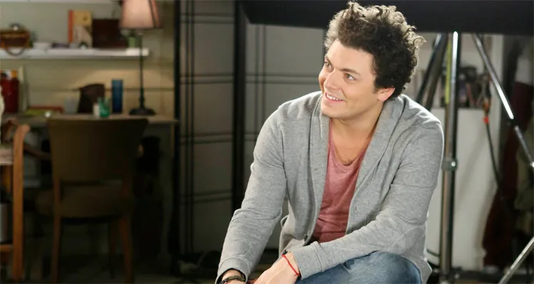 Kev Adams : « Je veux prendre plus de risques mais M6 reste frileuse » Kev Adams : « Je veux prendre plus de risques mais M6 reste frileuse »