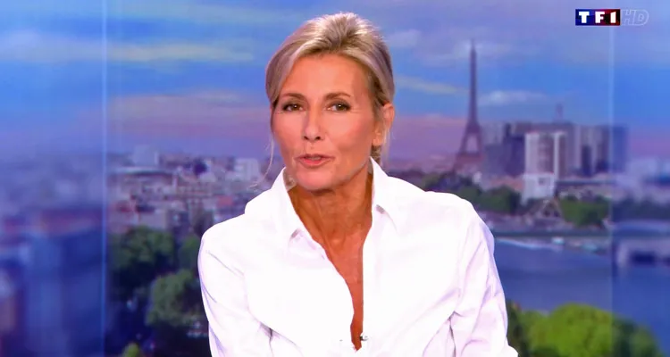 Les adieux de Claire Chazal : une émotion partagée devant près de 12 millions de Français Les adieux de Claire Chazal : une émotion partagée devant près de 12 millions de Français