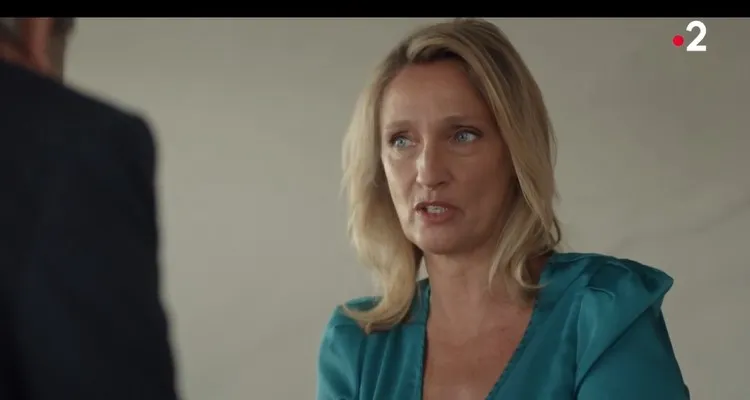 Un si grand soleil, la fin (spoiler) : Christophe en danger de mort, Elise menacée, ce qui vous attend le mardi 12 avril 2022 pour le retour sur France 2 Un si grand soleil, la fin (spoiler) : Christophe en danger de mort, Elise menacée, ce qui vous attend le mardi 12 avril 2022 pour le retour sur France 2