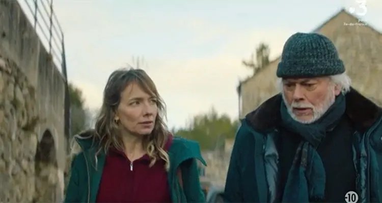 Audiences TV prime (mardi 18 janvier 2022) : Les Pennac (France 3) plombent SWAT (TF1), Noirs en France (France 2) devant En famille (M6) Audiences TV prime (mardi 18 janvier 2022) : Les Pennac (France 3) plombent SWAT (TF1), Noirs en France (France 2) devant En famille (M6)