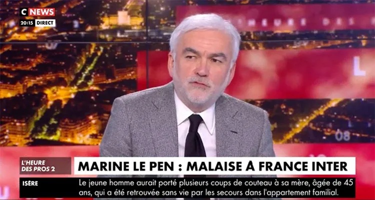 L’heure des Pros : Elisabeth Levy attaque un chroniqueur, malaise en direct, Pascal Praud explose sur CNews 