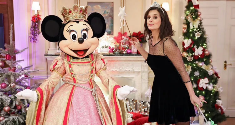 Audiences TV du samedi 24 décembre 2016 : Les 12 coups de Noël écrasent la concurrence, Disney Party séduit les enfants, les 30 ans du Top 50 leader TNT Audiences TV du samedi 24 décembre 2016 : Les 12 coups de Noël écrasent la concurrence, Disney Party séduit les enfants, les 30 ans du Top 50 leader TNT