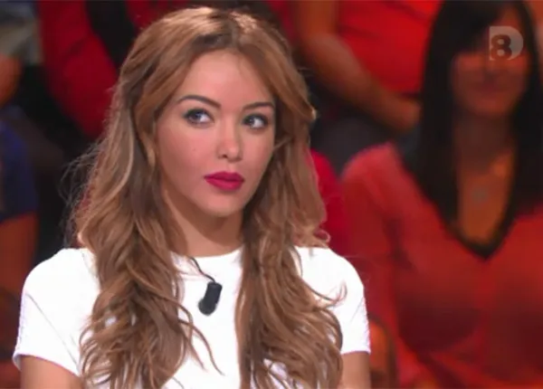 Nabilla Benattia : un nouveau projet télé en développement Nabilla Benattia : un nouveau projet télé en développement