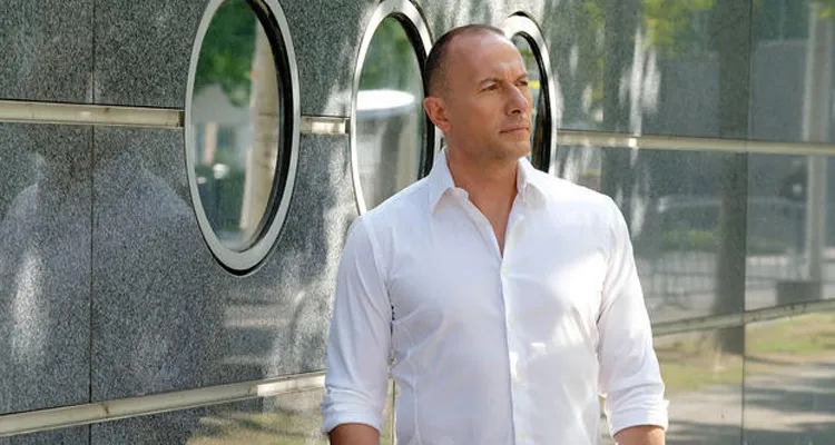 Pascal Soetens (Pascal, le grand frère), C8 : « Anaïs se prenait pour une princesse, j’ai décidé de partir » Pascal Soetens (Pascal, le grand frère), C8 : « Anaïs se prenait pour une princesse, j’ai décidé de partir »