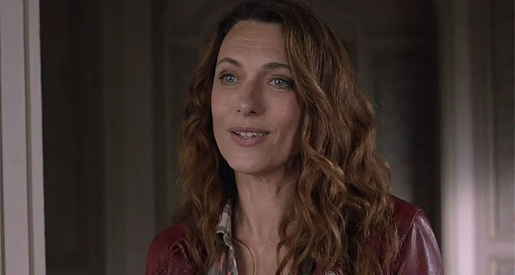 Demain nous appartient / Ici tout commence : pourquoi Natacha Lindinger (Sam) ne veut pas rejoindre Ingrid Chauvin et Benjamin Baroche sur TF1 Demain nous appartient / Ici tout commence : pourquoi Natacha Lindinger (Sam) ne veut pas rejoindre Ingrid Chauvin et Benjamin Baroche sur TF1