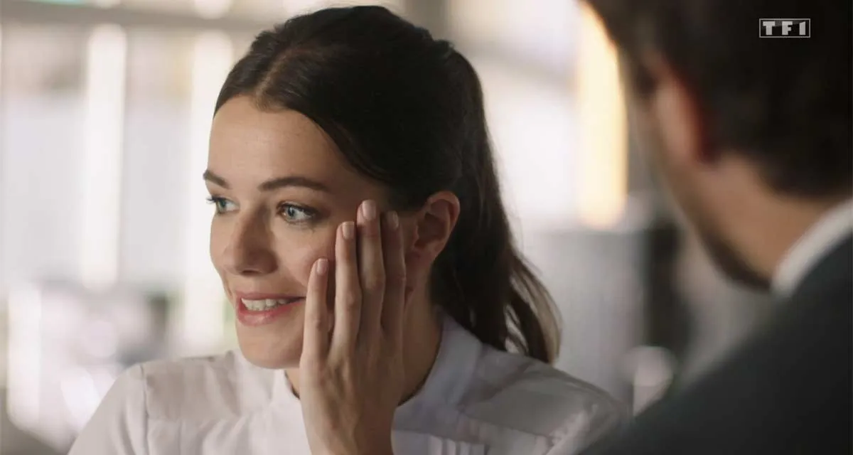 Ici tout commence : Julie Sassoust prête à quitter la série de TF1 après l’intrigue entre Anaïs et Teyssier ? La réponse cash de l’actrice Ici tout commence : Julie Sassoust prête à quitter la série de TF1 après l’intrigue entre Anaïs et Teyssier ? La réponse cash de l’actrice