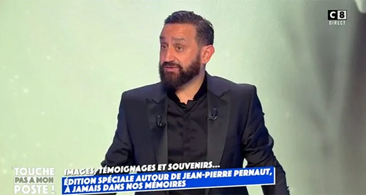 Touche pas à mon poste : Bernard Montiel en larmes, Cyril Hanouna chute sur C8 face à Emmanuel Macron Touche pas à mon poste : Bernard Montiel en larmes, Cyril Hanouna chute sur C8 face à Emmanuel Macron