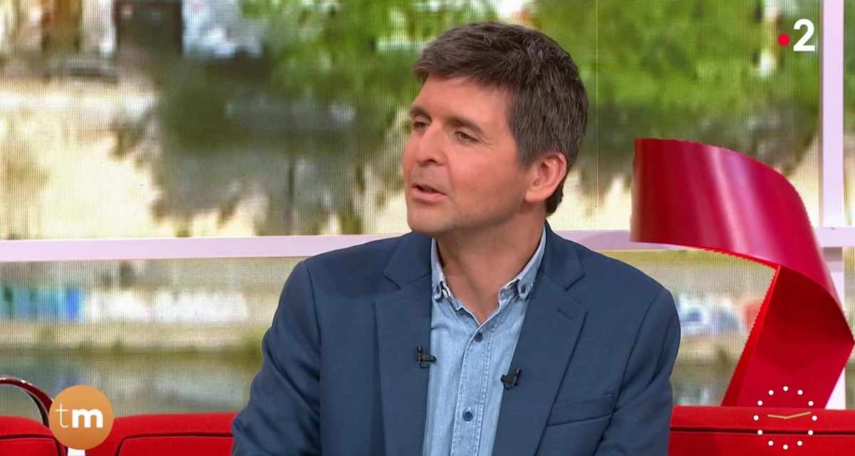 Thomas Sotto quitte l’antenne, son bref message d’au revoir dans Télématin sur France 2