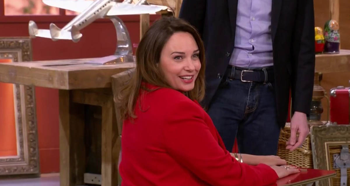 Affaire conclue : Julia Vignali a peur de tout casser, sa prise de risque en plein tournage sur France 2 Affaire conclue : Julia Vignali a peur de tout casser, sa prise de risque en plein tournage sur France 2