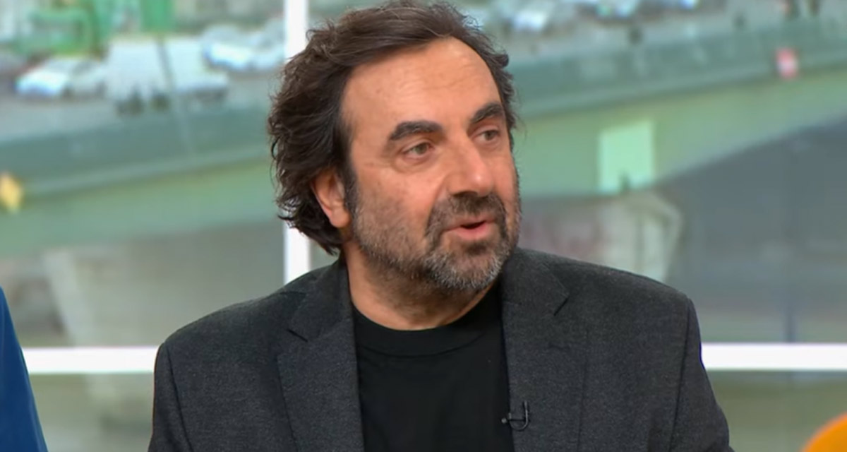 Charles Aznavour a appelé André Manoukian 3 jours avant sa mort, et lui a fait une proposition étonnante Charles Aznavour a appelé André Manoukian 3 jours avant sa mort, et lui a fait une proposition étonnante