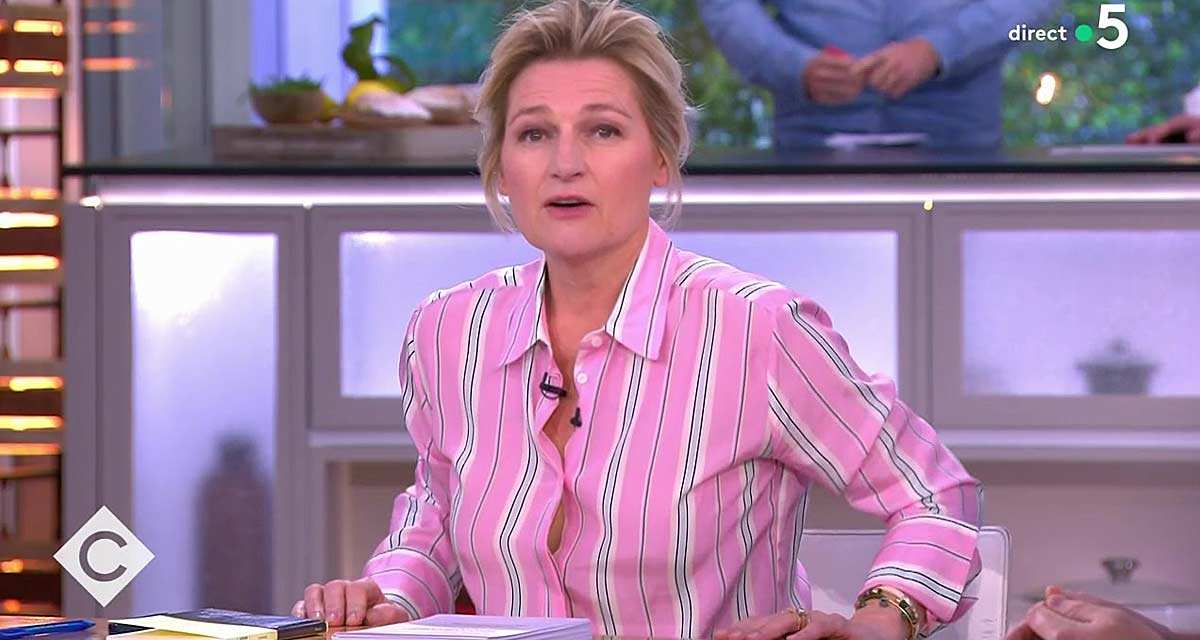  C à vous : Anne-Élisabeth Lemoine annonce le départ de Pierre Lescure, France 5 explose