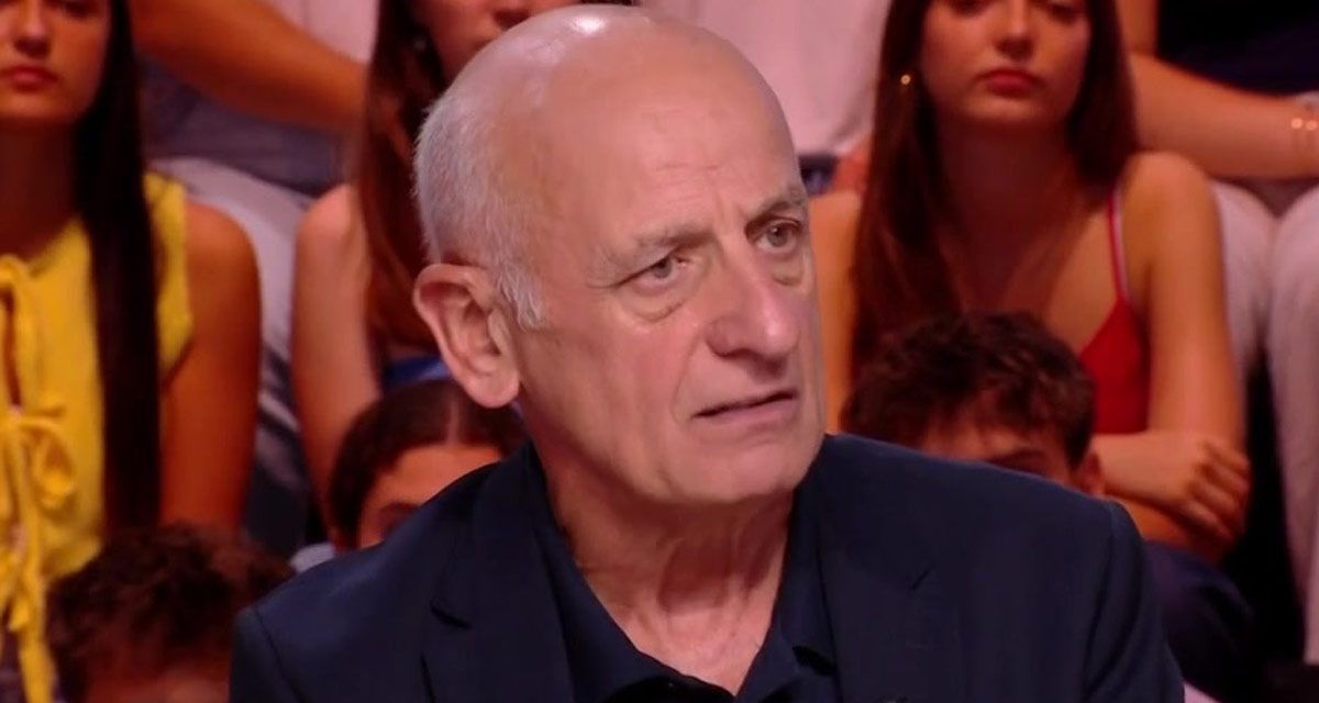 “Faut se calmer !” Jean-Michel Aphatie dézingue Sarah Knafo dans Quotidien “Faut se calmer !” Jean-Michel Aphatie dézingue Sarah Knafo dans Quotidien