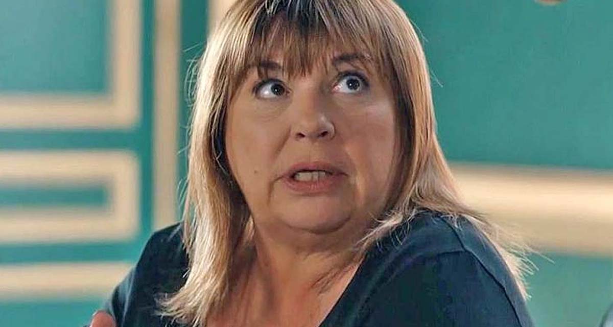 La Stagiaire : ce que réserve le retour inattendu de Michèle Bernier sur France 3 La Stagiaire : ce que réserve le retour inattendu de Michèle Bernier sur France 3