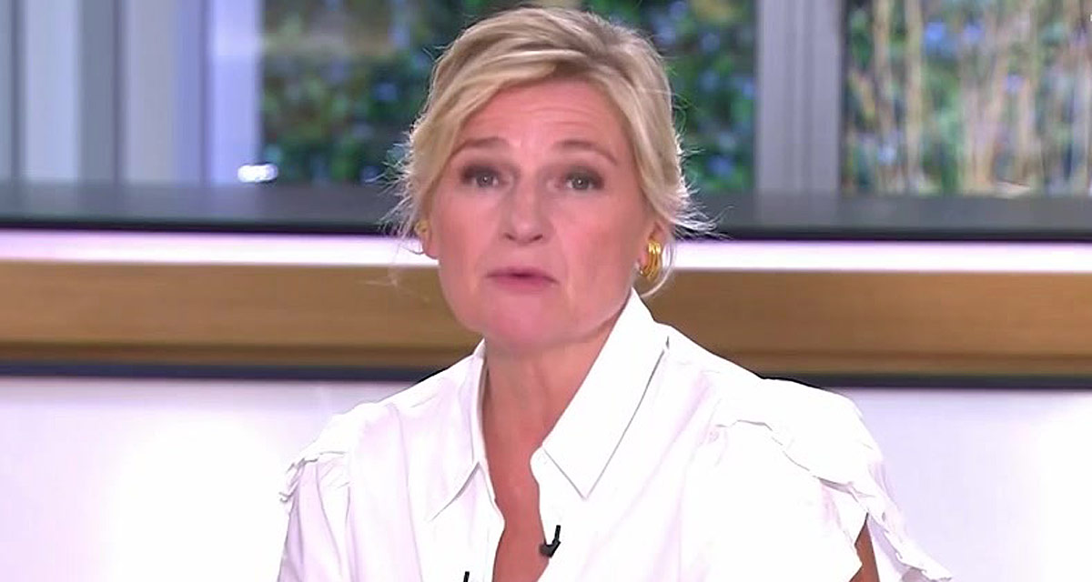 Anne-Elisabeth Lemoine s’accroche avec Patrick Cohen dans C à vous “Non mais alors on n’y arrive pas…” Anne-Elisabeth Lemoine s’accroche avec Patrick Cohen dans C à vous “Non mais alors on n’y arrive pas…”