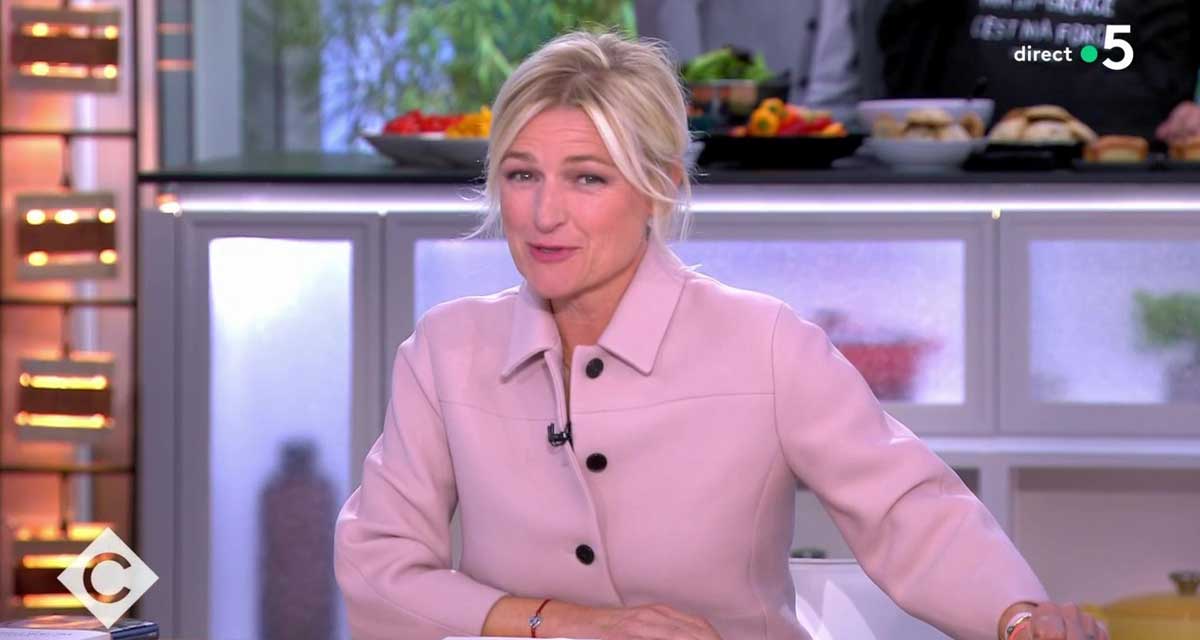 C à vous : violente agression pour Anne-Elisabeth Lemoine, un secret choc révélé en direct par Patrick Cohen sur France 5