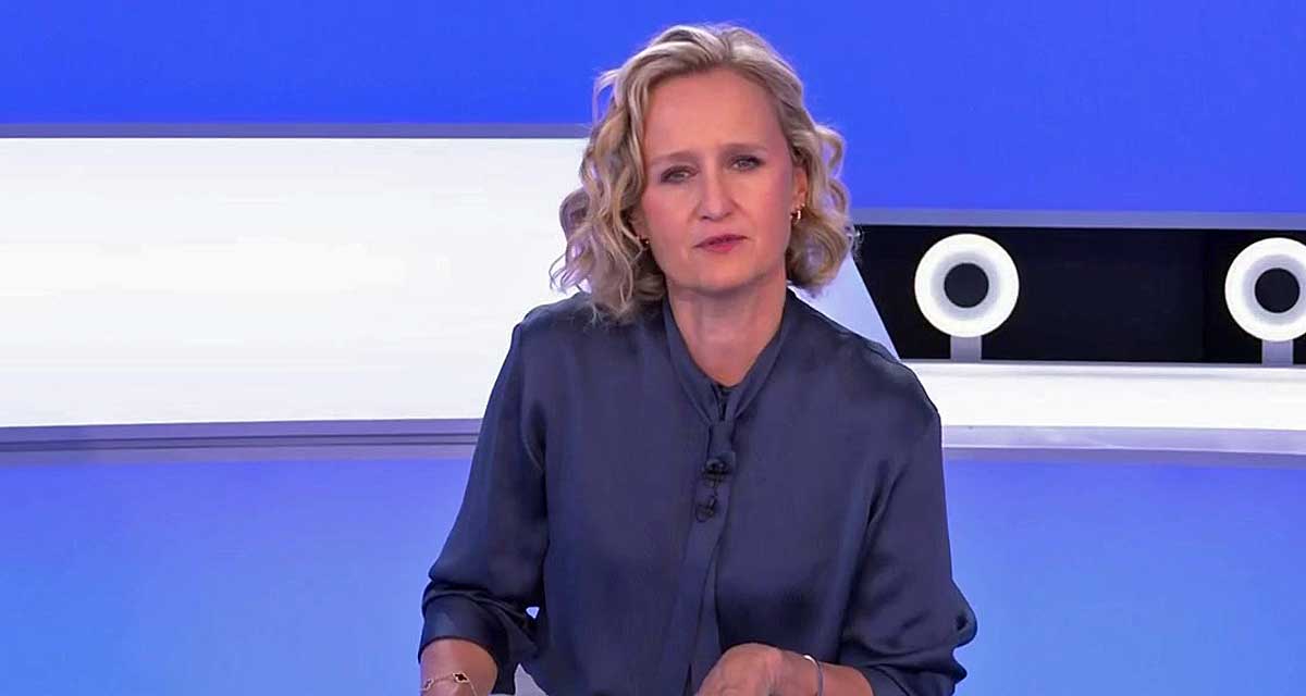 Caroline Roux n’en peut plus et pousse un gros coup de gueule Caroline Roux n’en peut plus et pousse un gros coup de gueule