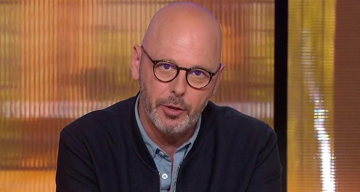 Thomas Snégaroff : son message d’au revoir, C politique à l’arrêt sur France 5 Thomas Snégaroff : son message d’au revoir, C politique à l’arrêt sur France 5