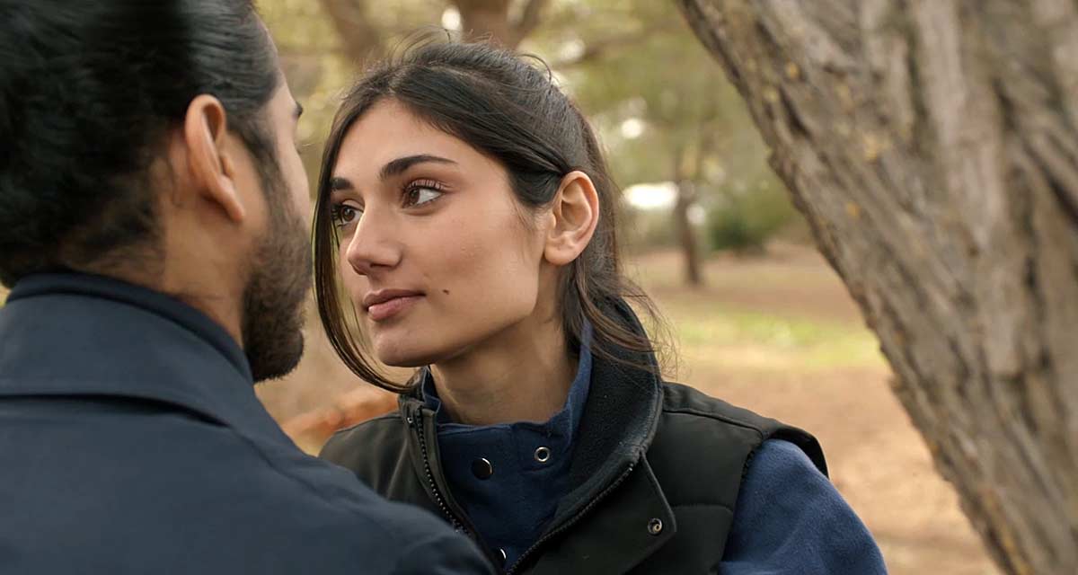 Demain nous appartient (spoiler) : Camille et Simon pris en flagrant délit, Maud crée la pagaille sur TF1 