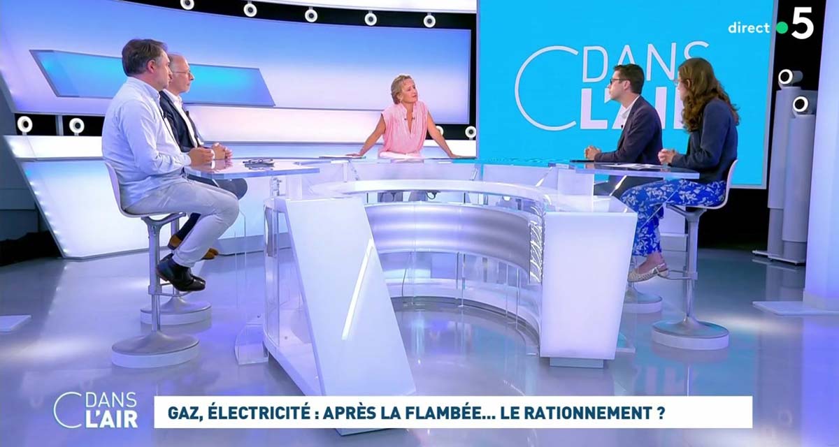 C dans l’air : le départ imprévu de Caroline Roux de Télématin, changement acté sur France 5