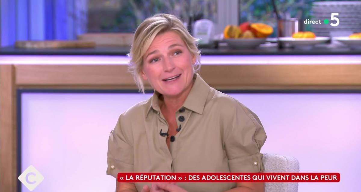 C à vous : la demande cash d’Anne-Elisabeth Lemoine à la production C à vous : la demande cash d’Anne-Elisabeth Lemoine à la production