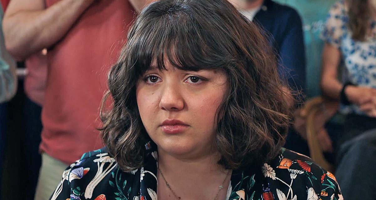 Ici tout commence : Coline piégée par Clotilde, Carla humiliée sur TF1 ! (spoiler) Ici tout commence : Coline piégée par Clotilde, Carla humiliée sur TF1 ! (spoiler)