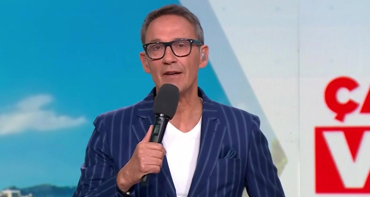 Julien Courbet présent plus de 23 heures à l’antenne de M6, son pari fou Julien Courbet présent plus de 23 heures à l’antenne de M6, son pari fou
