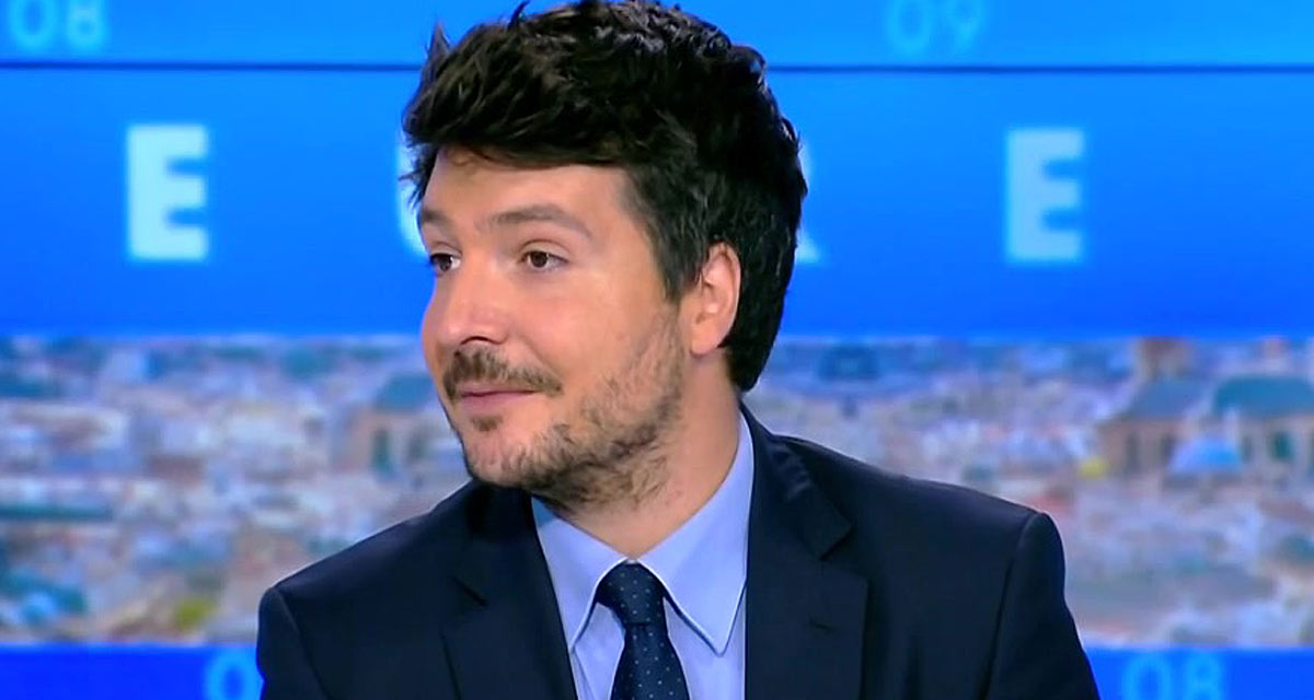 Eliot Deval pris par l’émotion sur CNews “J’ai les larmes aux yeux” Eliot Deval pris par l’émotion sur CNews “J’ai les larmes aux yeux”