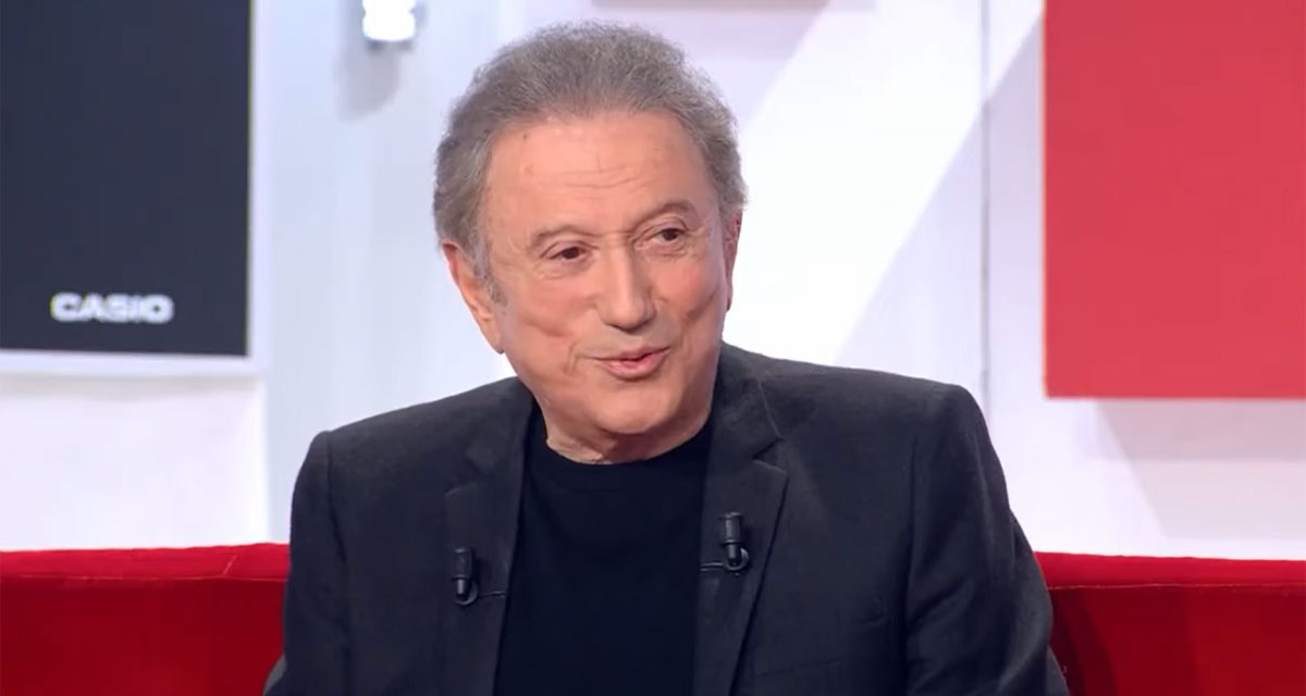 Michel Drucker et Jean-Pierre Foucault chamboulés pour le retour de Vivement dimanche sur France 3 Michel Drucker et Jean-Pierre Foucault chamboulés pour le retour de Vivement dimanche sur France 3