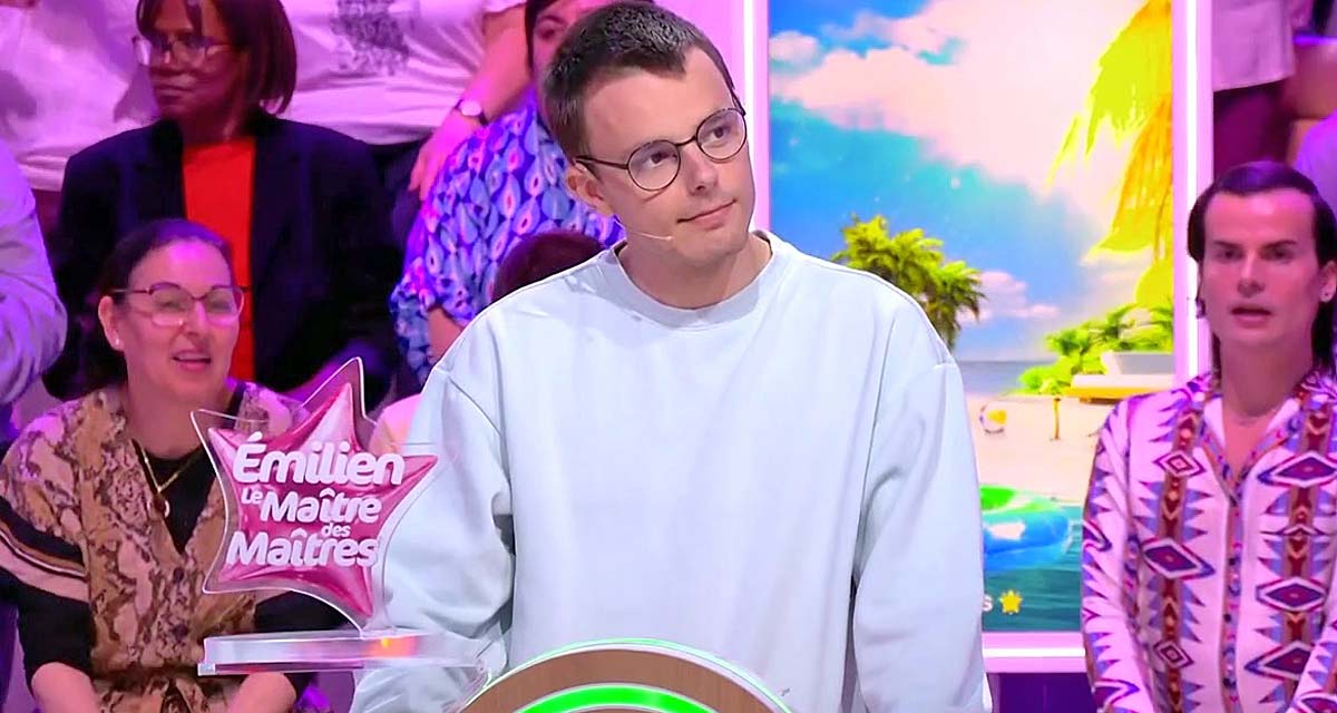 Les 12 coups de midi : « Je vais pleurer, je suis très émue » Émilien a fait un cadeau qui n’est passé inaperçu Les 12 coups de midi : « Je vais pleurer, je suis très émue » Émilien a fait un cadeau qui n’est passé inaperçu