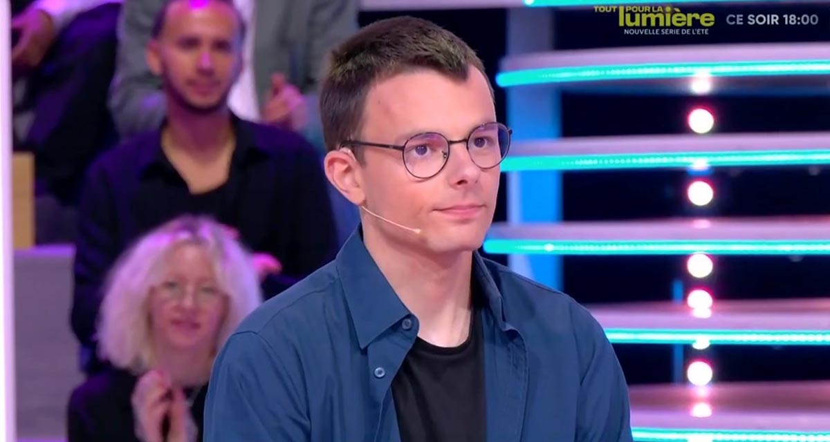 Les 12 coups de midi : pourquoi Émilien affole les jeunes avant son élimination Les 12 coups de midi : pourquoi Émilien affole les jeunes avant son élimination