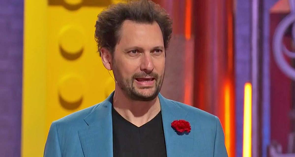 Lego Masters : Éric Antoine passe tout près de la catastrophe sur M6 Lego Masters : Éric Antoine passe tout près de la catastrophe sur M6