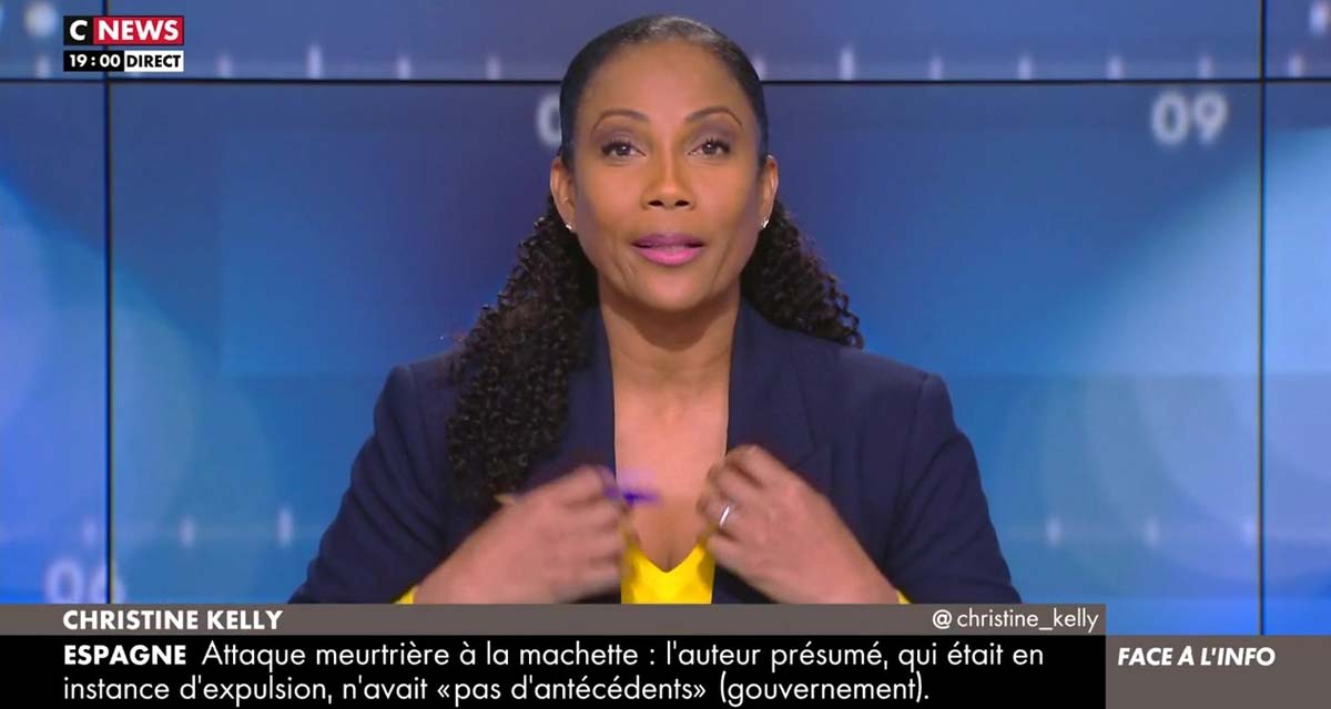 Face à l’info : Christine Kelly se rhabille en plein direct sur CNews, son vif reproche à Marc Menant
