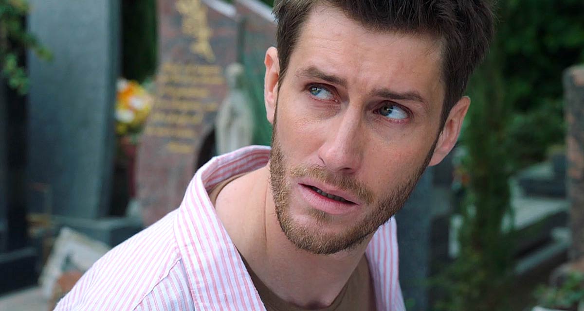 Nouveau jour (spoiler) : l’identité du corbeau dévoilée, la mort de Gabriel ? Nouveau jour (spoiler) : l’identité du corbeau dévoilée, la mort de Gabriel ?