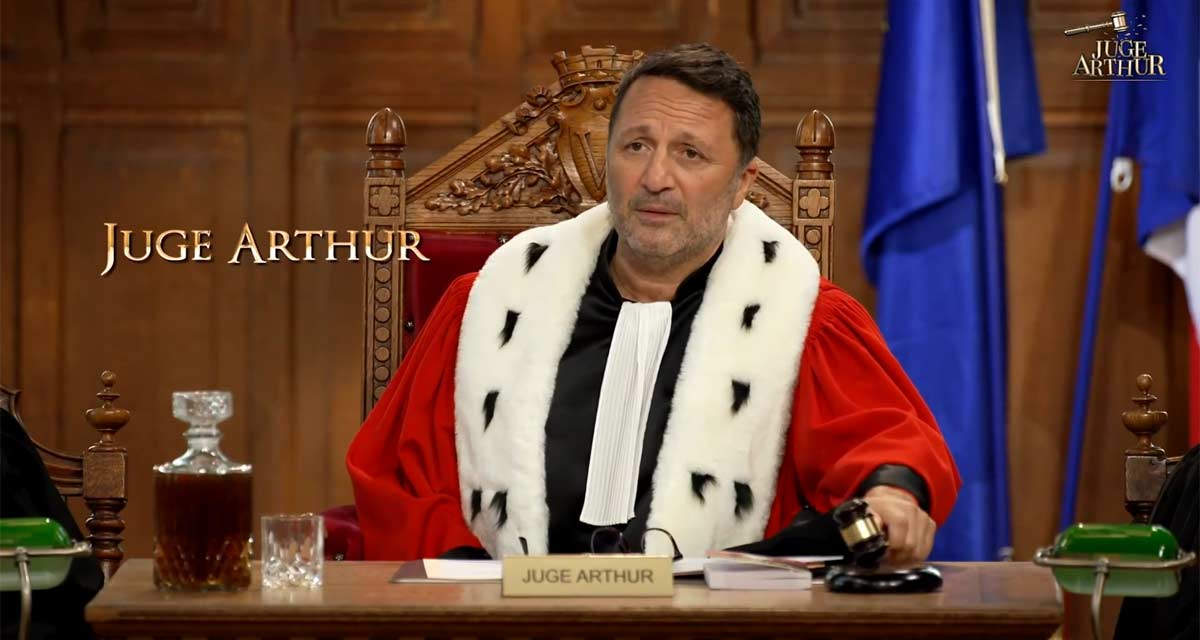 Juge Arthur : invités, concept… tout savoir sur la nouvelle émission de TF1