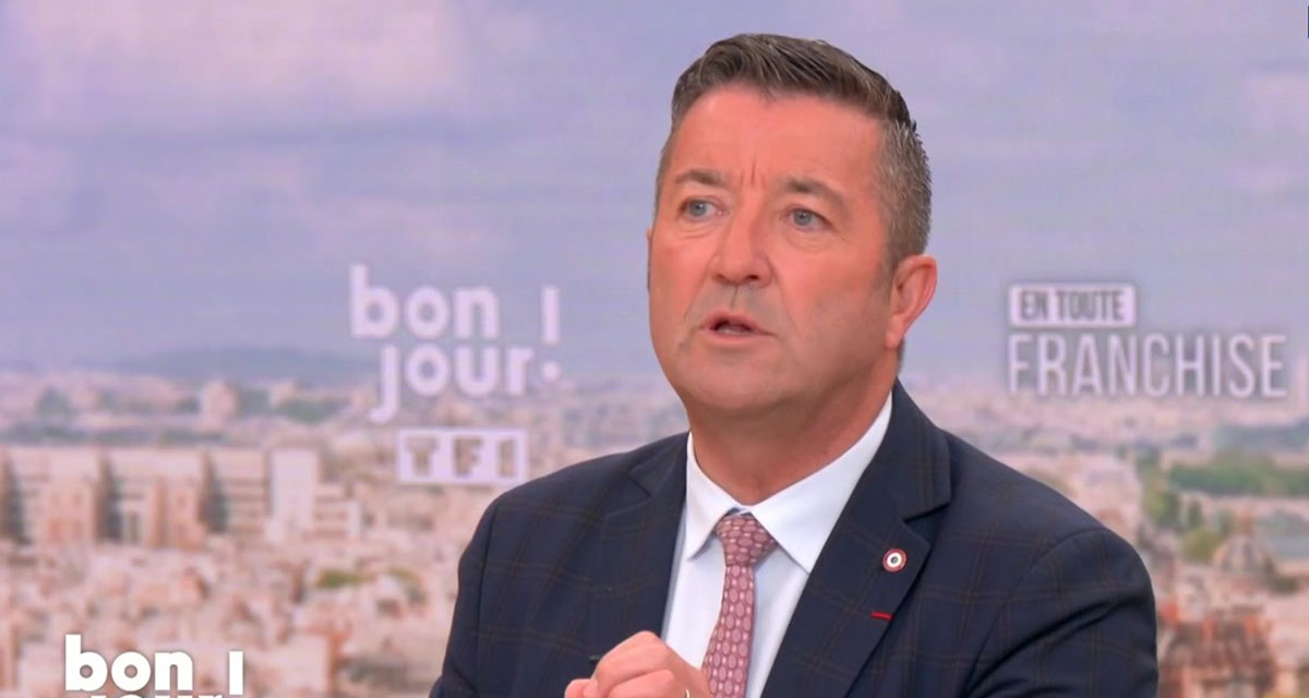 Karl Olive fracasse Jean-Luc Mélenchon sur TF1 Karl Olive fracasse Jean-Luc Mélenchon sur TF1