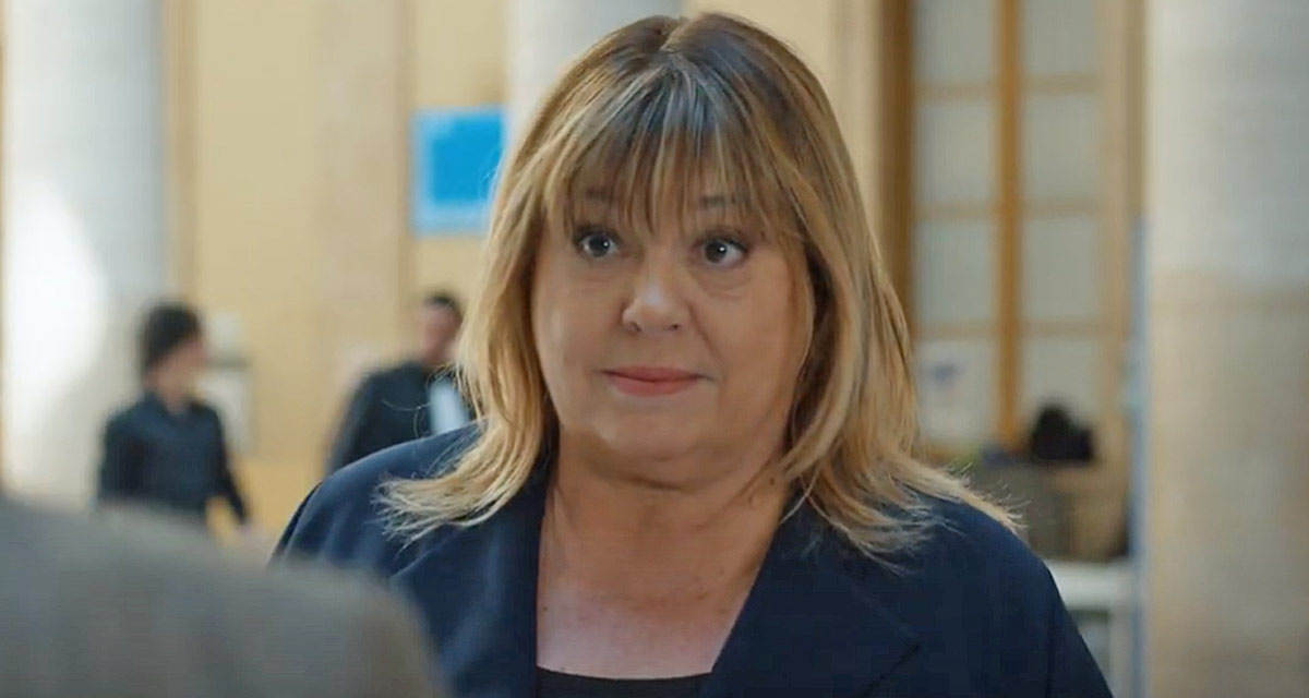 La stagiaire : ce qui a vraiment dérangé Michèle Bernier à la fin de la saison 9 et qu’elle a souhaité changer La stagiaire : ce qui a vraiment dérangé Michèle Bernier à la fin de la saison 9 et qu’elle a souhaité changer