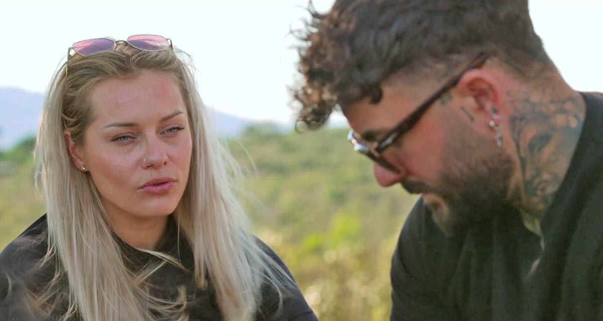 Mariés au premier regard (spoiler) : Laury découvre des photos d’Anthony sur les réseaux sociaux et accuse le coup Mariés au premier regard (spoiler) : Laury découvre des photos d’Anthony sur les réseaux sociaux et accuse le coup