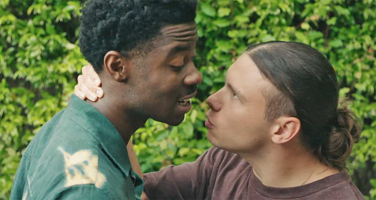 Ici tout commence : Lionel frappe violemment Souleymane, Kelly fait un malaise sur TF1 (spoiler) Ici tout commence : Lionel frappe violemment Souleymane, Kelly fait un malaise sur TF1 (spoiler)