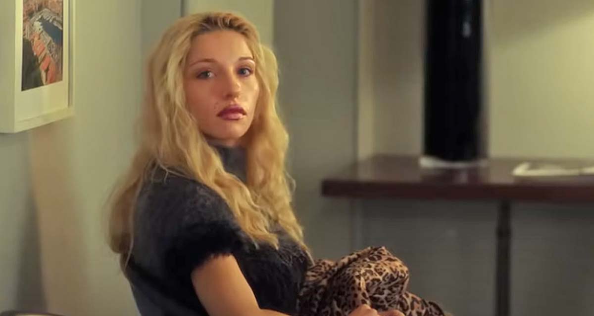 Culte : la série sur Loft Story avec Loana débarque sur M6 Culte : la série sur Loft Story avec Loana débarque sur M6