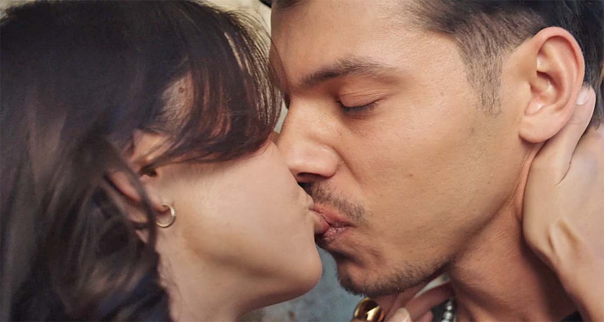 Ici tout commence : Maya couche enfin avec Gaspard, la réaction de Malik s’annonce explosive sur TF1 ! (spoiler)