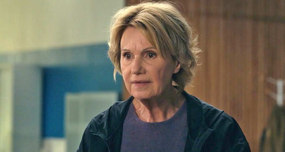 Flash(s) : La série arrêtée par France 2, Miou-Miou sous le choc « Ça m’a mis un petit coup au moral ! » Flash(s) : La série arrêtée par France 2, Miou-Miou sous le choc « Ça m’a mis un petit coup au moral ! »