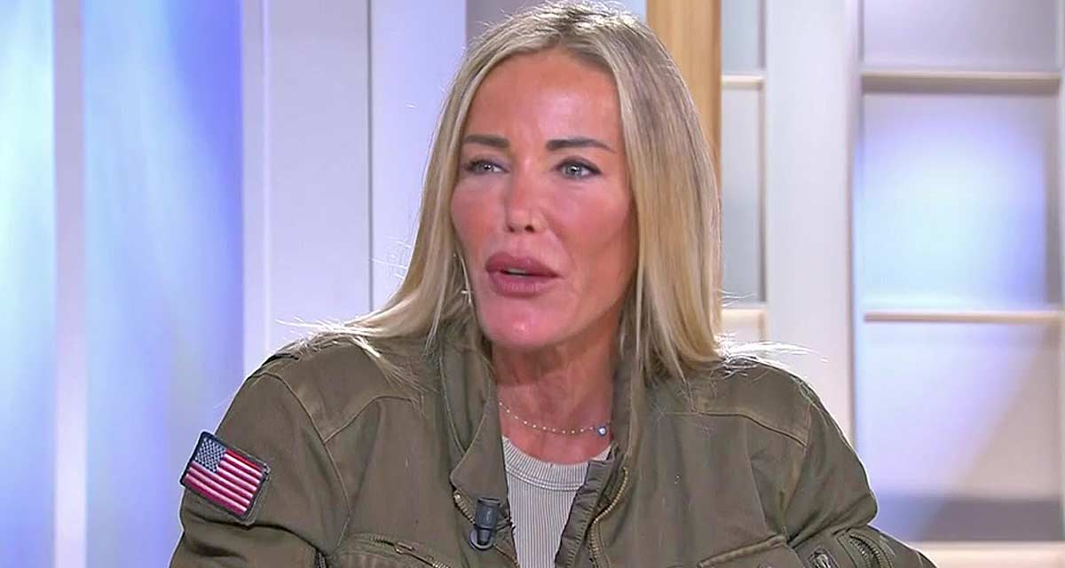 Ophélie Winter dézingue un célèbre animateur : « Il me regardait les fesses, le décolleté… C’est honteux » Ophélie Winter dézingue un célèbre animateur : « Il me regardait les fesses, le décolleté… C’est honteux »