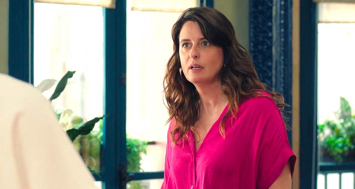 Plus belle la vie (spoiler) : Luna piquée au vif, malaise au Pavillon des Fleurs Plus belle la vie (spoiler) : Luna piquée au vif, malaise au Pavillon des Fleurs